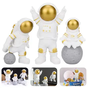 3pcs/set Kosmosą Astronautas Lėlės, žaislai, Žaislai, vaikams, Suaugusiems, mielas Astronautas Figūrėlės Apdaila namas automobilių Lėlės, Papuošalai
