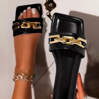 Moterų Sandalai, Šlepetės Naujo Dizaino Aukso Grandinę Uždaro Kojų Paslysti Ant Mulų Batai Butas Kulniukai Aikštėje Galvos Atsitiktinis Skaidres Flip Flop 2021