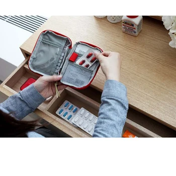 Nešiojamų Mini Medicina Saugojimo Krepšys Pirmosios Pagalbos Medicininė Vaistinėlė Kelionės Lauko Kempingas Naudinga Kempingas Pagalbos Išgyvenimo Maišas Tabletes Atveju