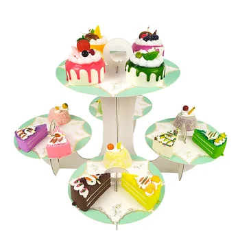 Naujas Europos ir Amerikos stiliaus įdegio serijos daugiasluoksnės penkių sluoksniu popieriaus tortas stovi gimtadienio cupcake savininko prekes